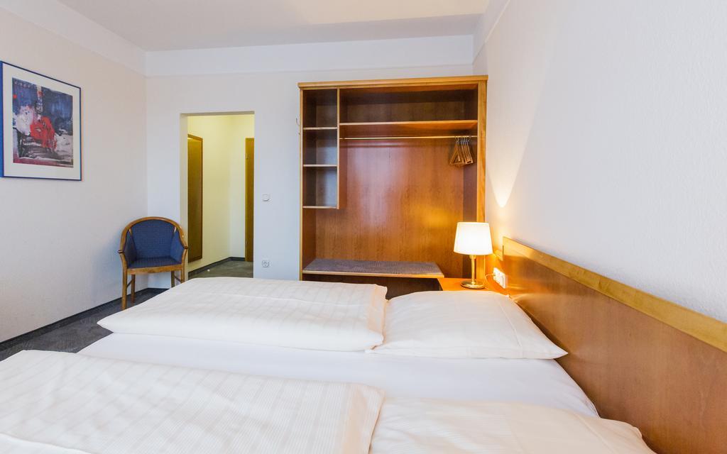 Hotel Eydt Kirchheim Kirchheim unter Teck Zewnętrze zdjęcie